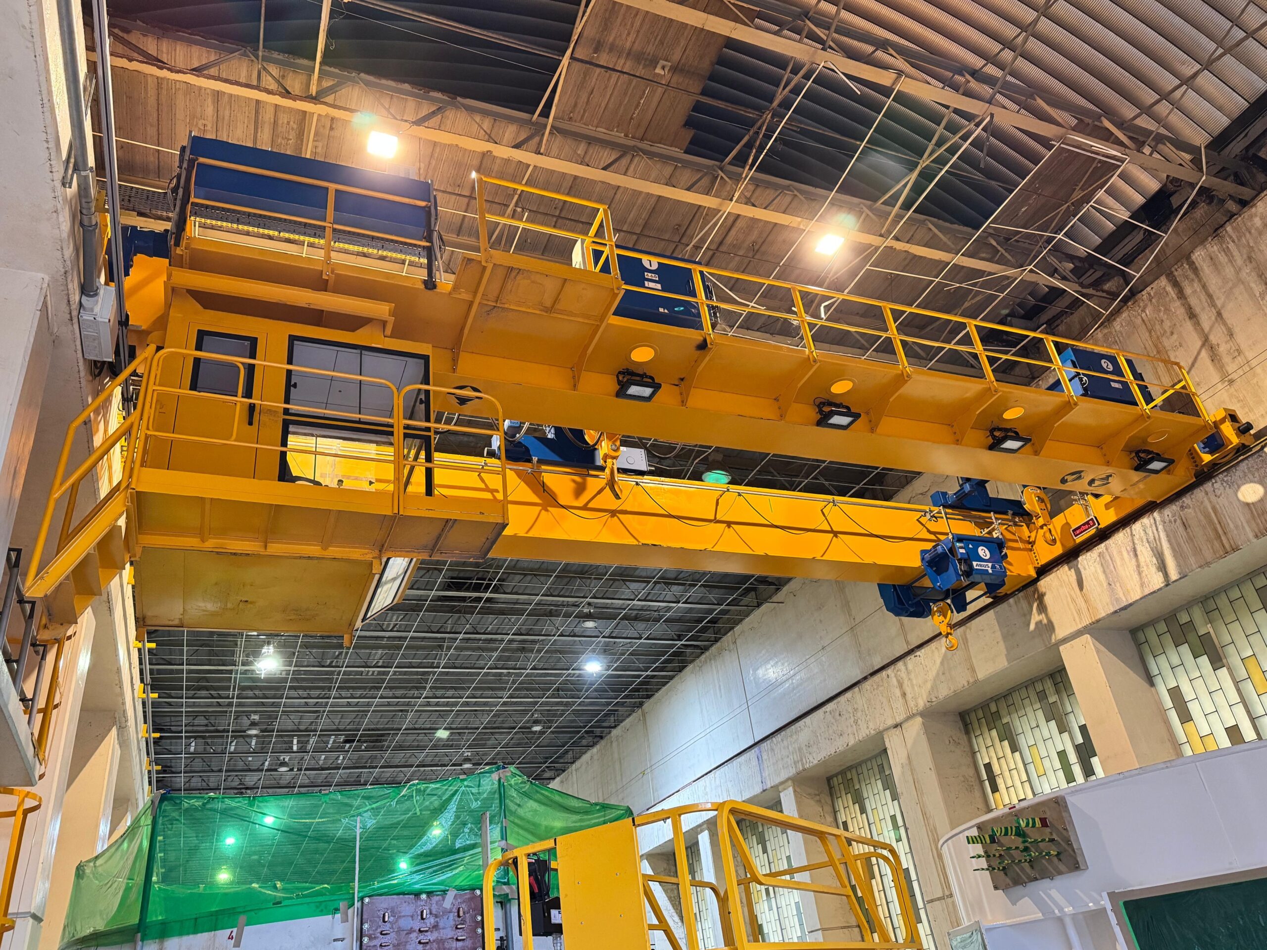 Instalación de grúa puente de 63 toneladas